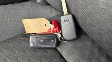 Toyota Yaris 1.5 Hybrid Design 5dr CVT Hybrid Hatchback